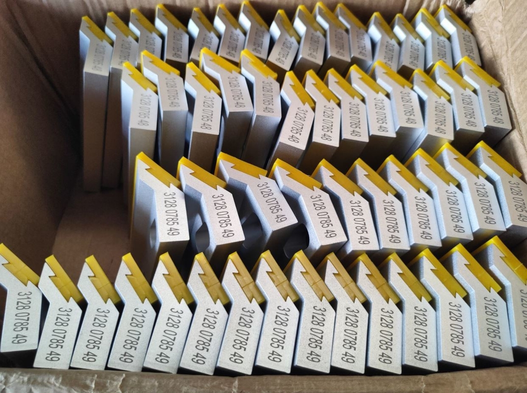 3128 0785 48 Y 3128 0785 49 SET DE TENIDOR 6063 PERFILES DE TENIDOR DE ALUMINIO PERFILES DE PATINA 3250 mm Perfiles de aluminio extrudidos